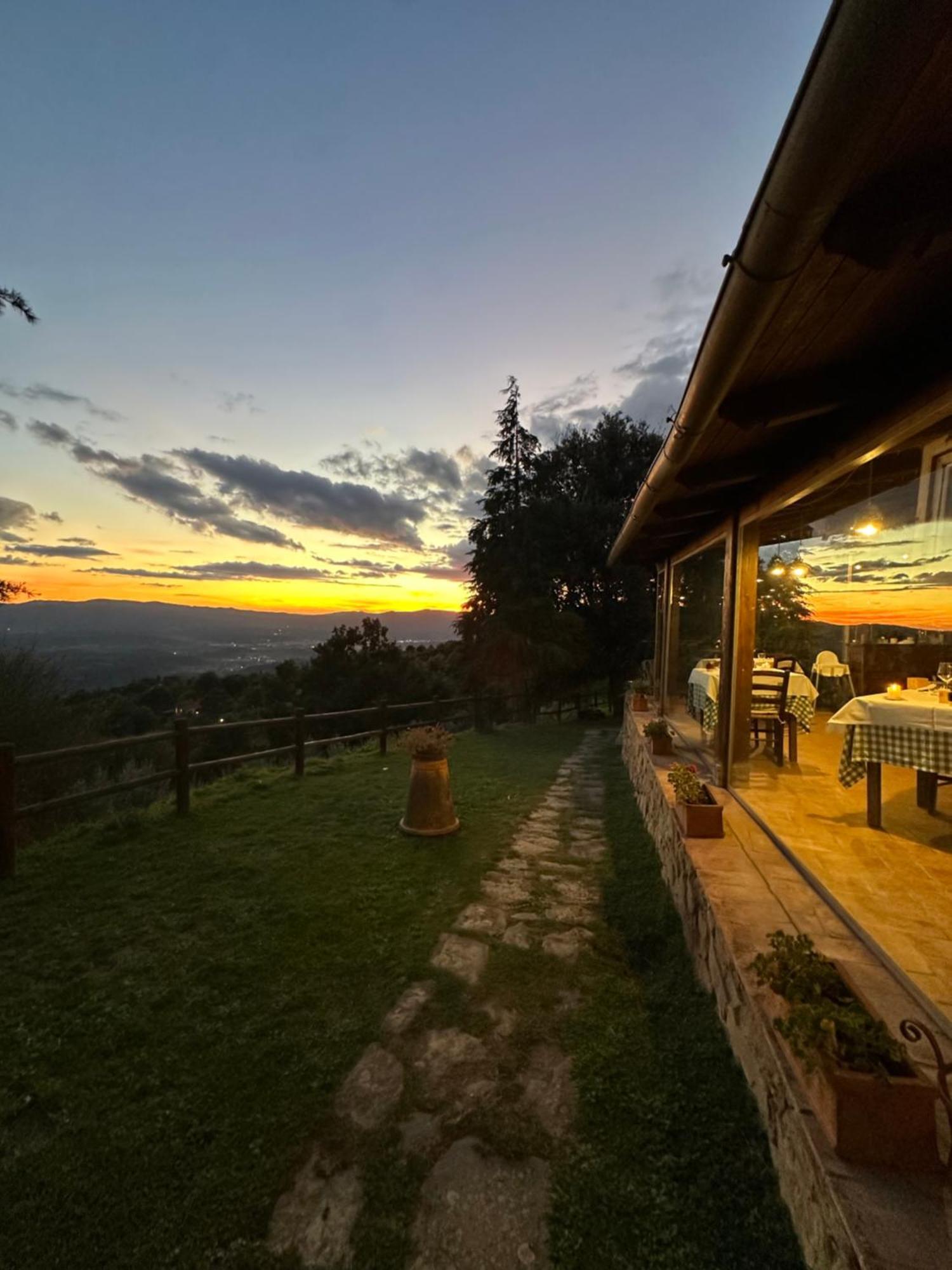 Borgo La Capraia Pensionat Castelfranco di Sopra Exteriör bild