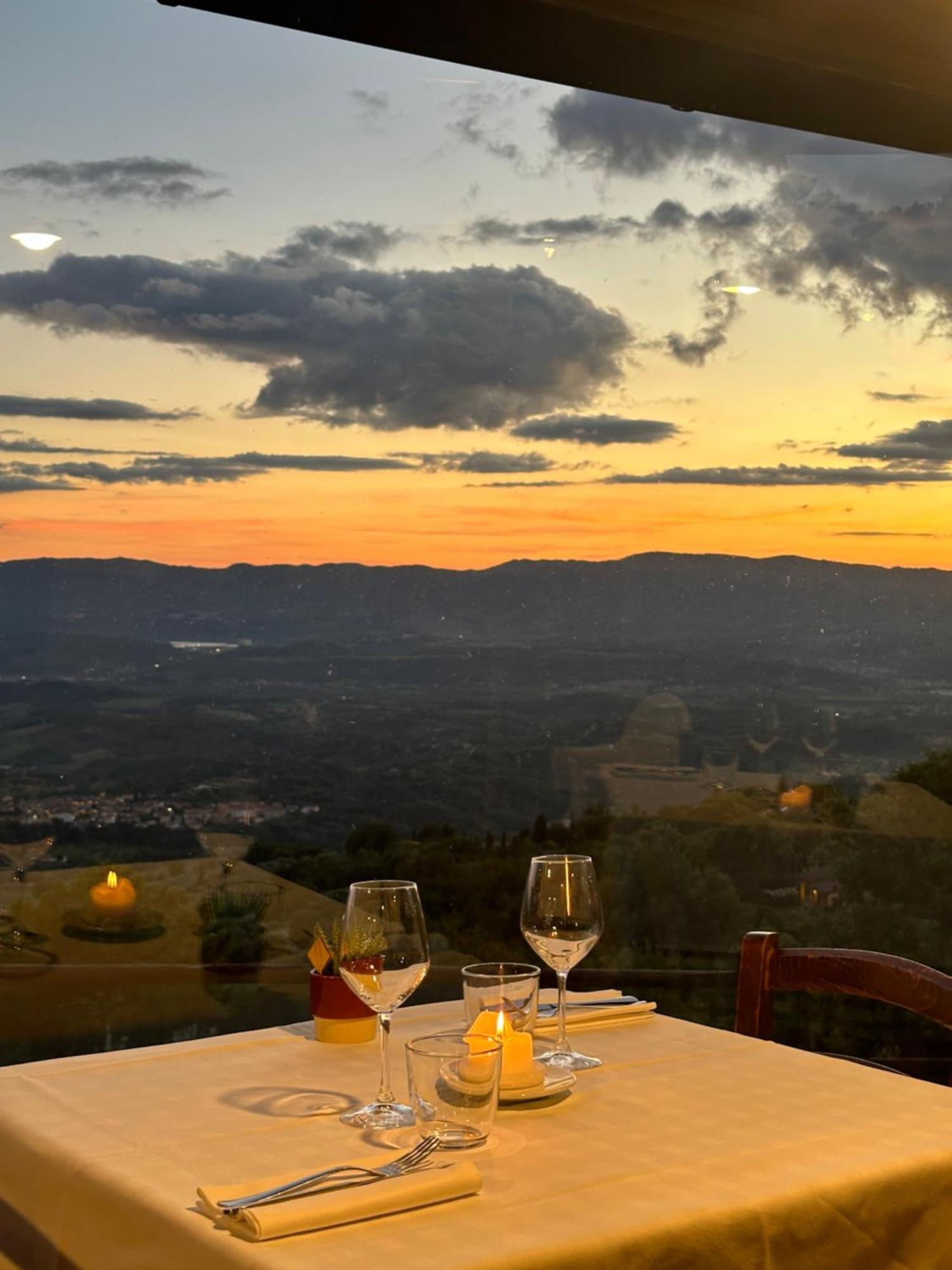 Borgo La Capraia Pensionat Castelfranco di Sopra Exteriör bild